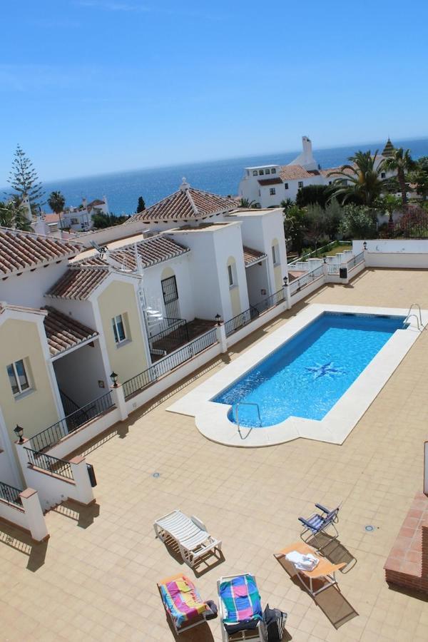 Burriana Beach, Pool, Big Terrace, Superb Seaviews เนร์คา ภายนอก รูปภาพ